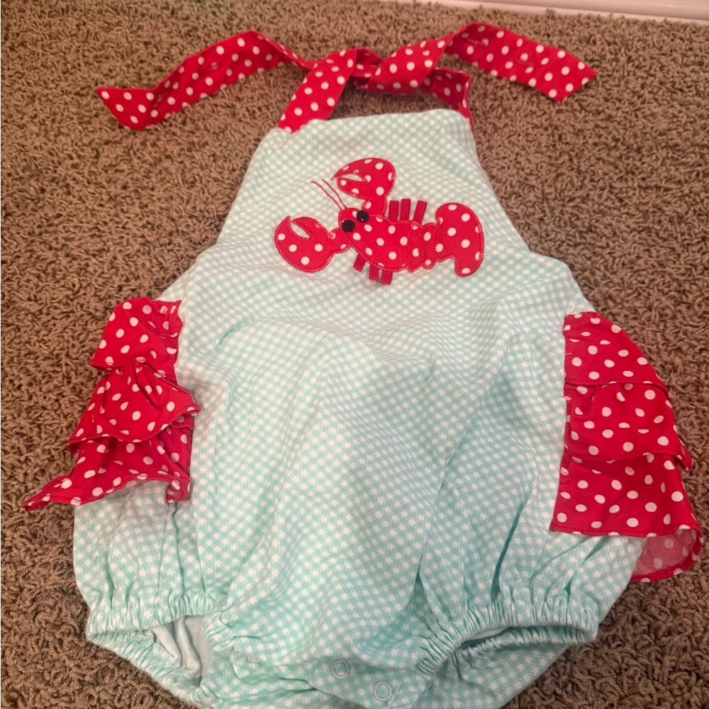 Ricrac and ruffles Red white and blue Polka Dot Lobster bubble
